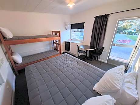 Ensuite Cabin