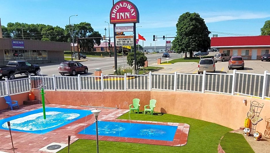 Broadway Inn Yankton – Yankton, SD