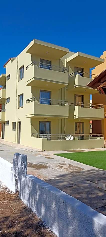 Vetoulas Suites n Studios in Stalos beach