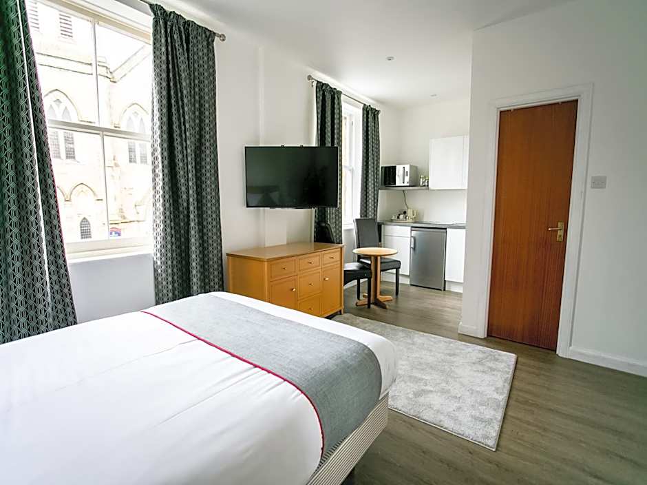 The National Hotel