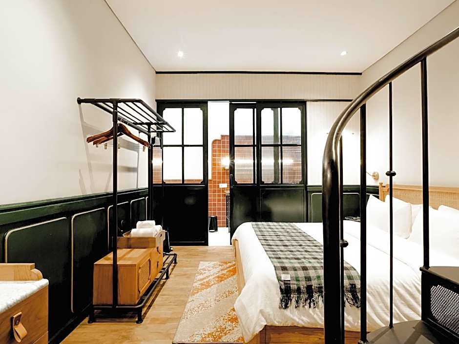 The House Tour Uphill