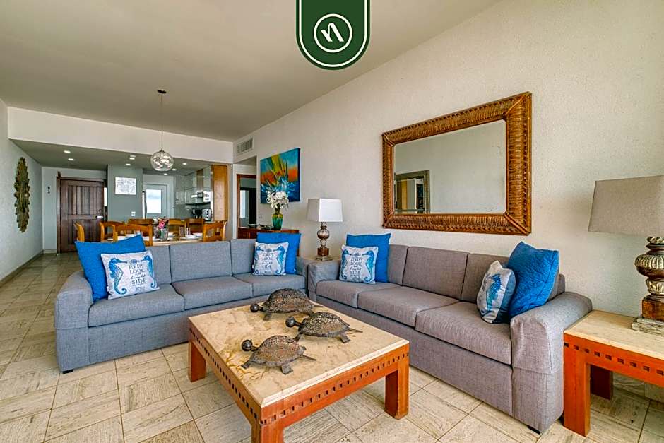 2BR Condo with Private Blacony - Oceean View
