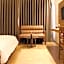 Hotel Lumbini Garden New Crystal
