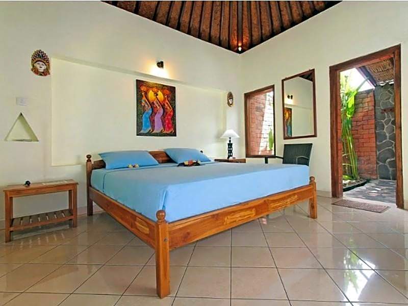 1000 Dream Bungalow & Restaurant