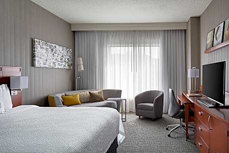 King Room with Sofa Bed and Roll-in Shower - Mobility Accessible