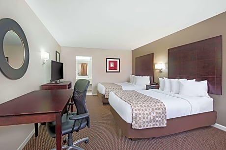 2 Double Bed Smoking Room With Free