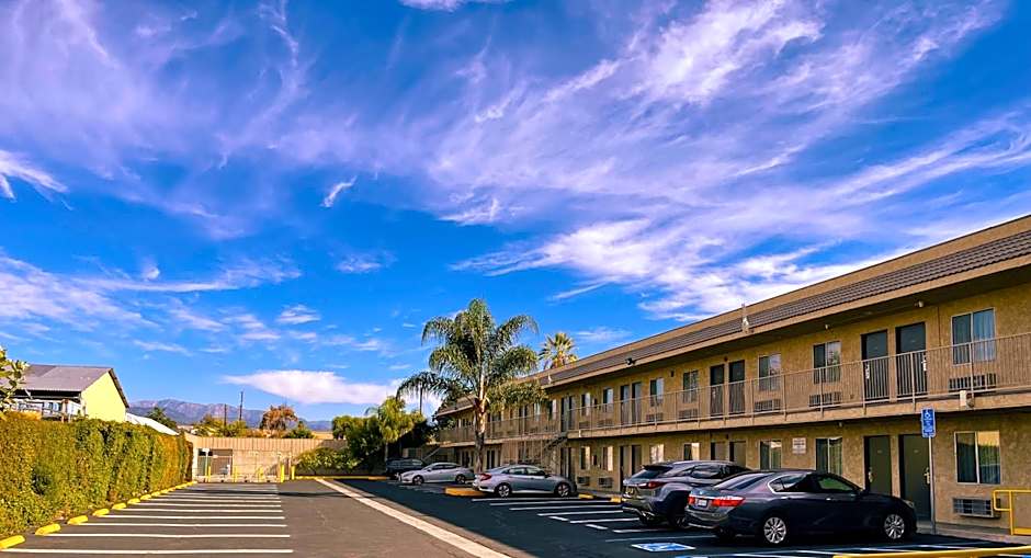 New Star Inn El Monte, CA - Los Angeles