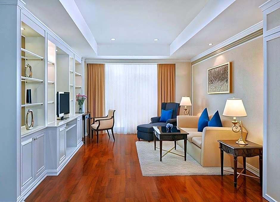 Centre Point Plus Hotel Silom