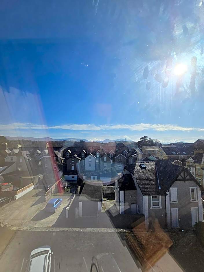The Menai Hotel and Bar