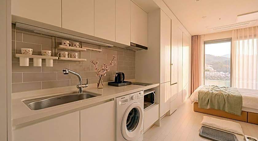 World Sky Residence Hotel