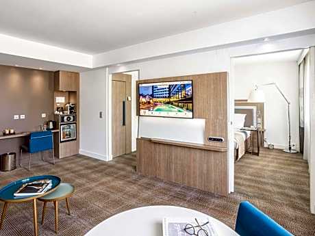 King Suite with Sofa Bed