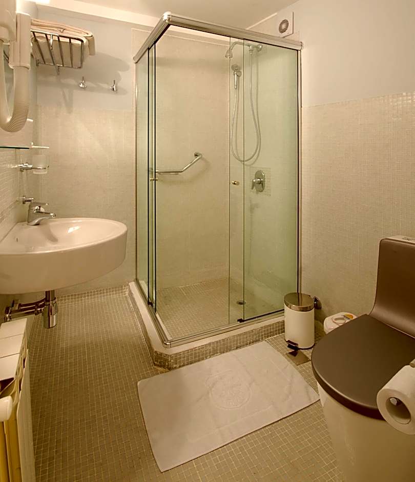 Hotel Tirol