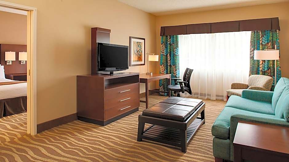 Holiday Inn Hotel & Suites Overland Park-West By IHG