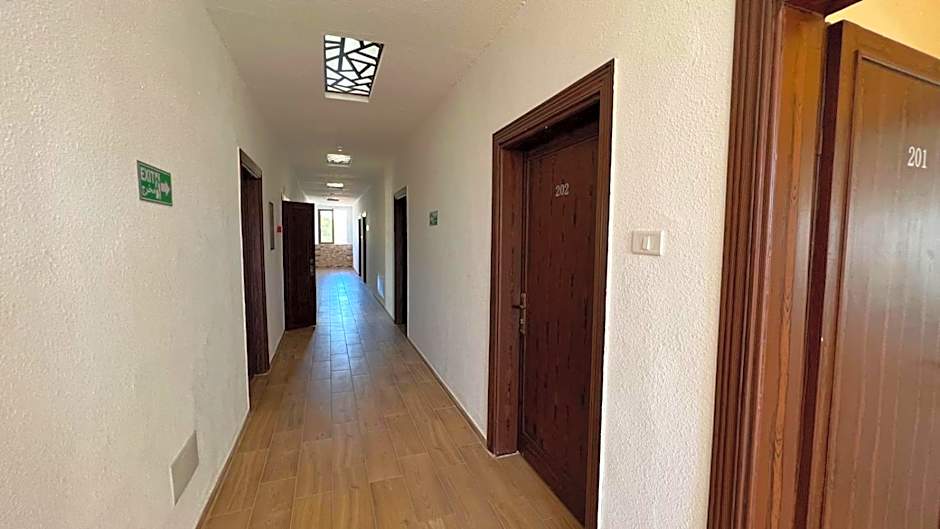 Al-jabal castle Hotel - Ajloun