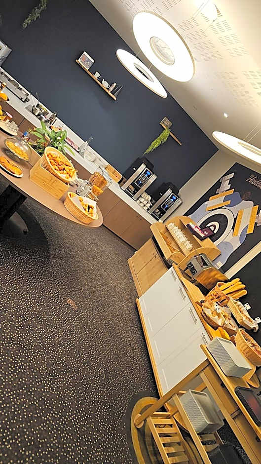 Hostellerie Saint Vincent Beauvais Aeroport