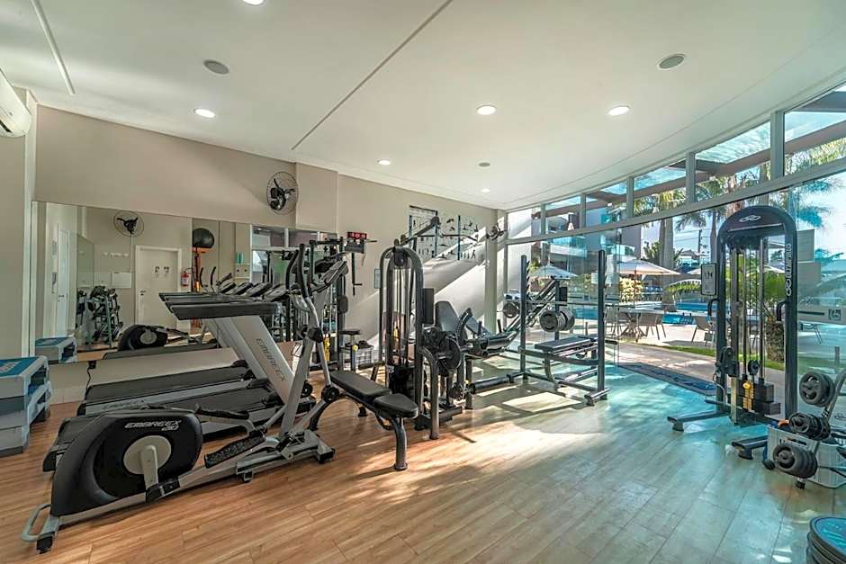 Boulevard 308B - Excelente cobertura em condomínio de luxo no centro de Bombinhas - Piscina - Jacuzzi - Academia - Portaria 24h - (Consultar serviços de roupa de cama e banho)