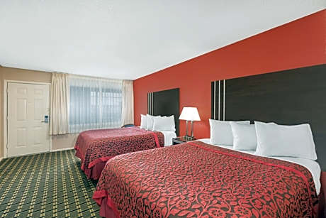 Queen Room with Two Queen Beds - Non-Smoking