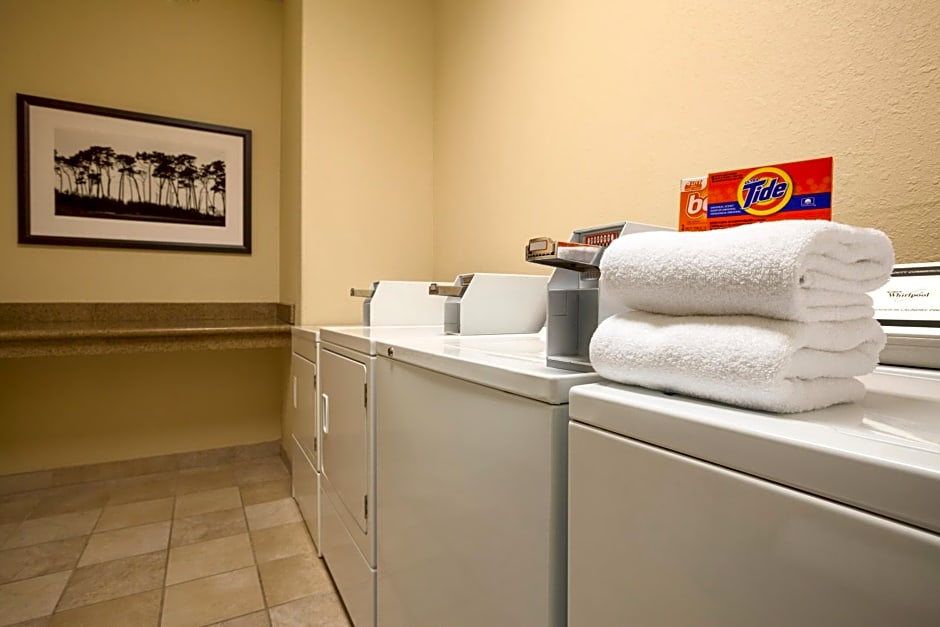 Country Inn & Suites by Radisson, Seattle-Tacoma International Airport, WA