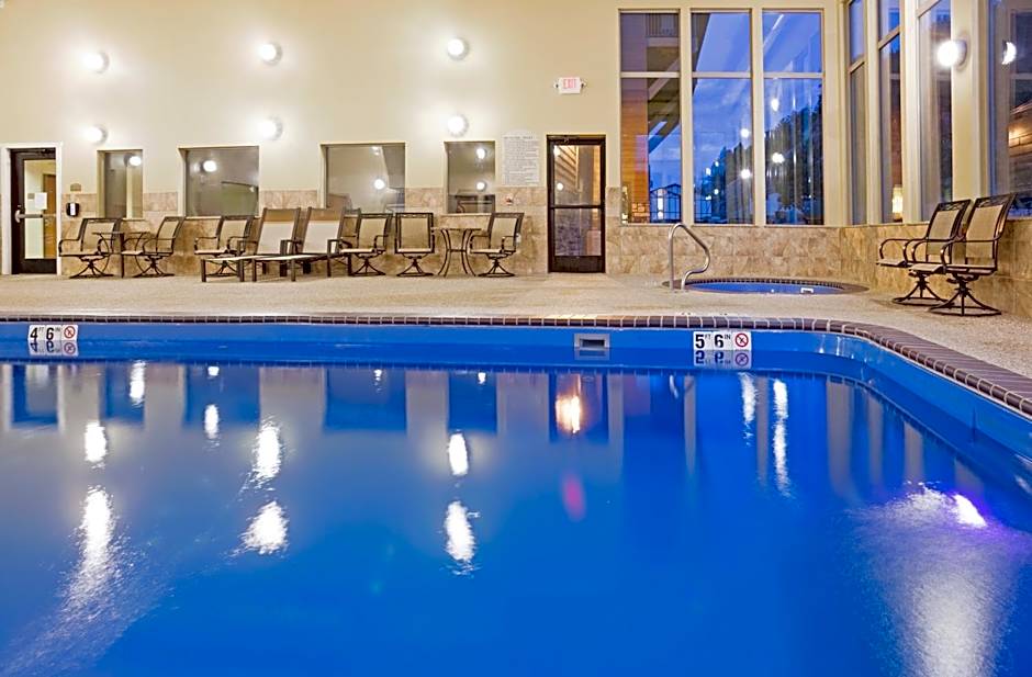 Holiday Inn Express Hotel & Suites Custer By IHG