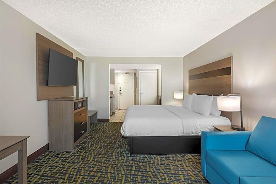 Best Western Plus Chesapeake Bay - Norfolk