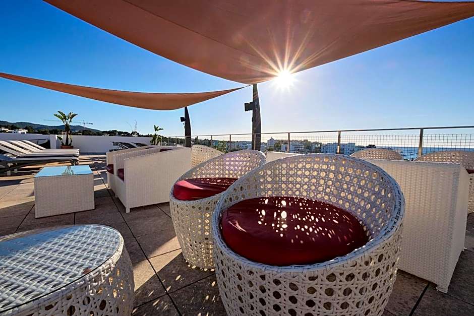 azuLine Hotel Bergantin