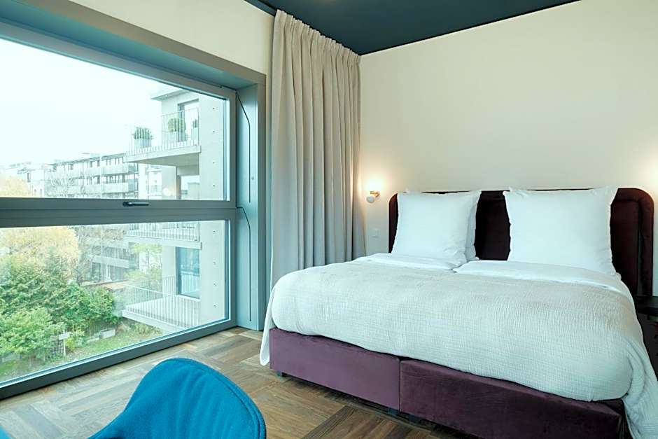 The Garden Suites by Suite030
