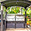 DOWNTOWN HAWAIIAN PARADISE CONDO with Hot Tub, Pool & Beach - Kona Islander Inn