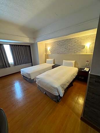 Day-use Double Room (3 Hours, available between 8:00-18:00)