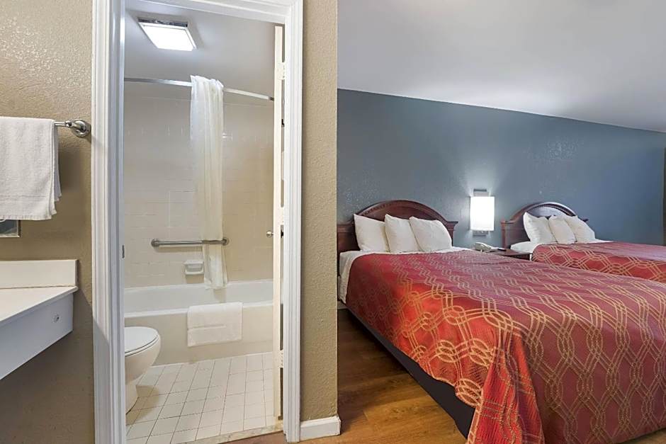 Econo Lodge Thomaston
