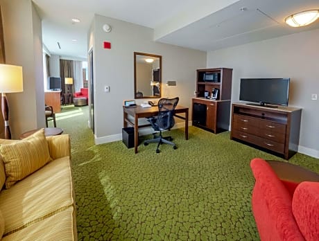 2 Queen Beds Delux Jr Suite City View