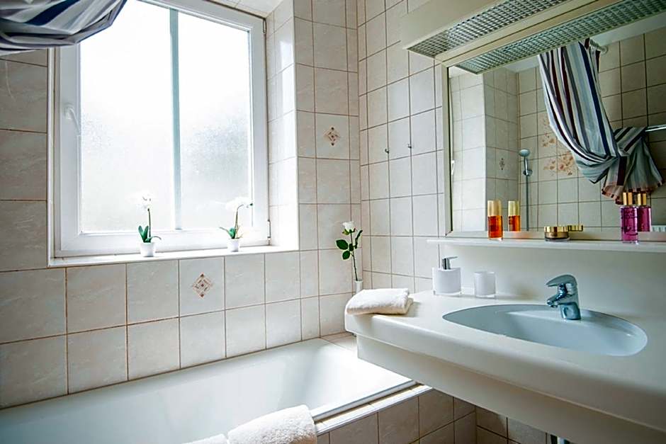 Residenz Lothringen by AlpenTravel