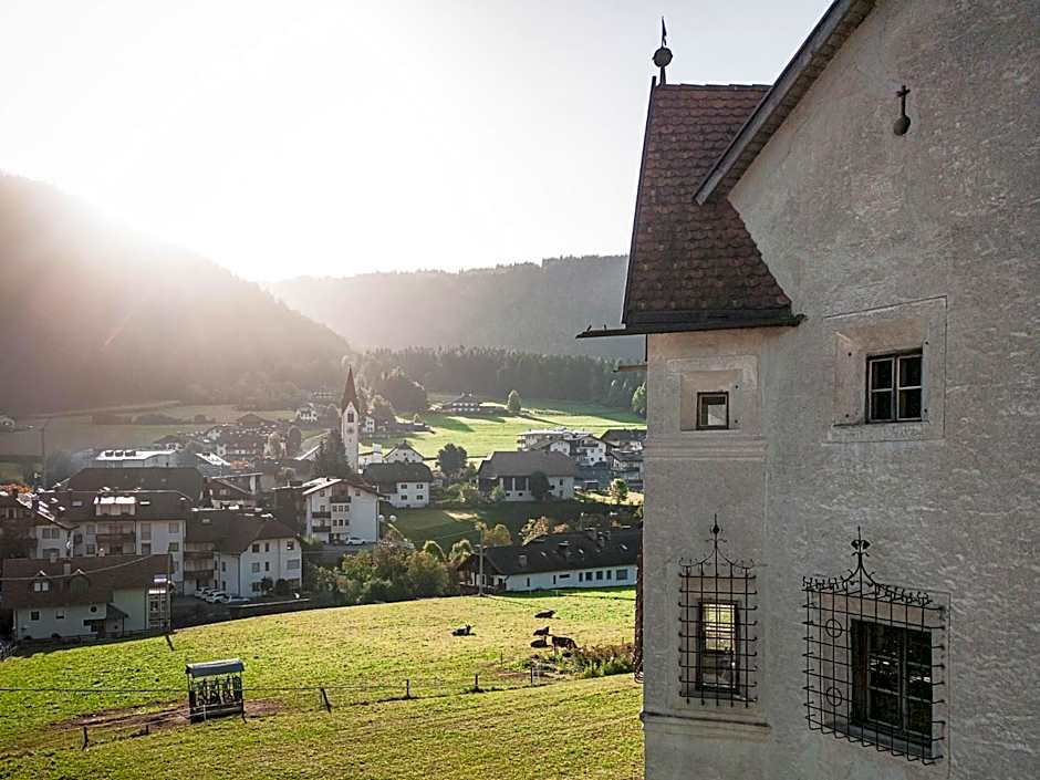 Ansitz Heufler by Norbert Niederkofler