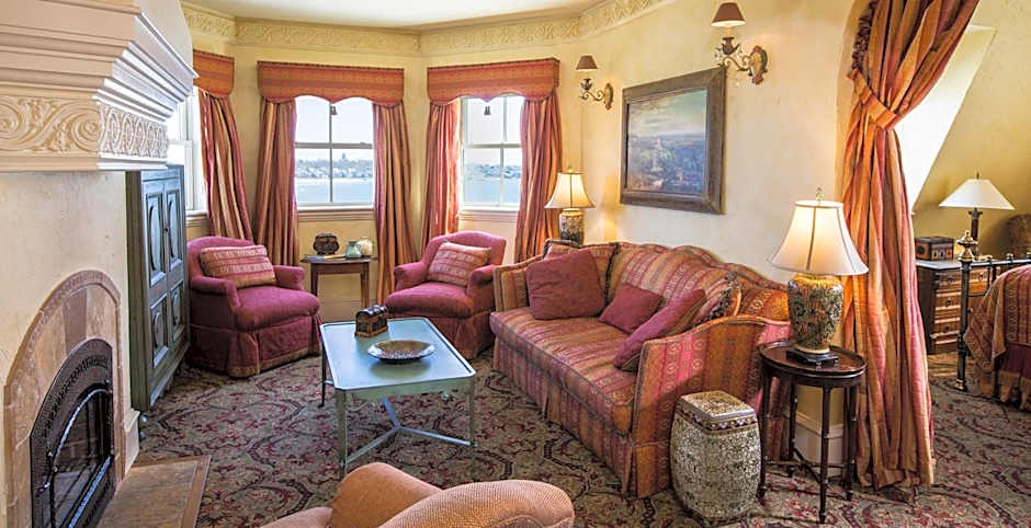 The Chanler at Cliff Walk