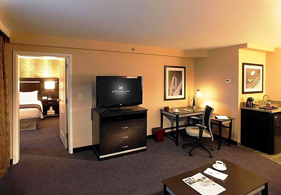 The Strathallan - A DoubleTree By Hilton