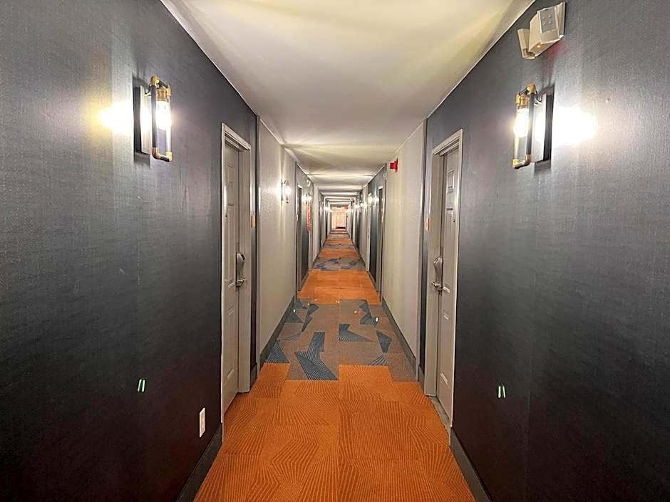 La Quinta Inn & Suites by Wyndham Lexington