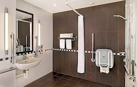 Standard Double Room - Disability Access