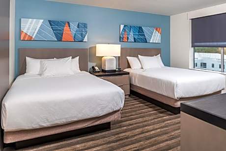 Specialty Queen Room