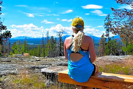 Retreat Wilderness Inn