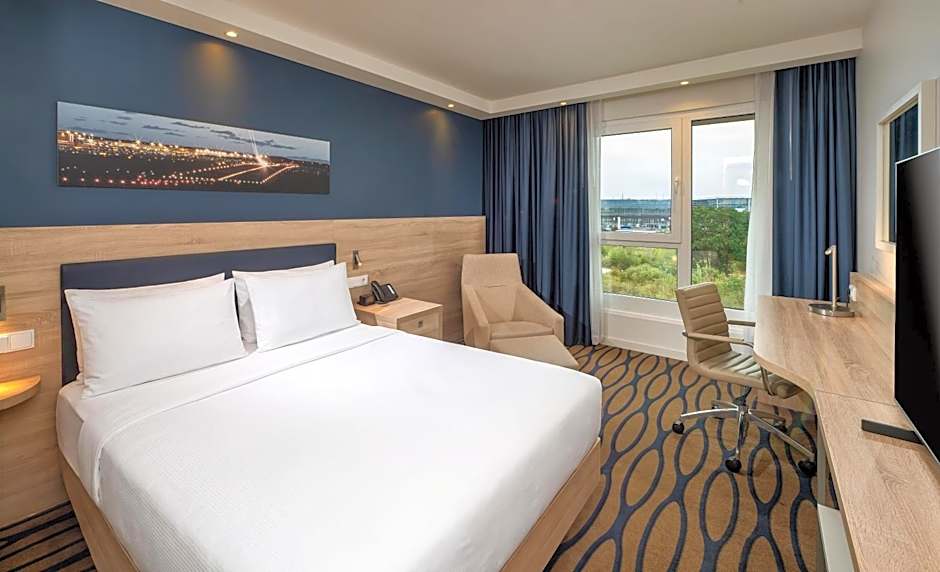 Hampton by Hilton Frankfurt Airport
