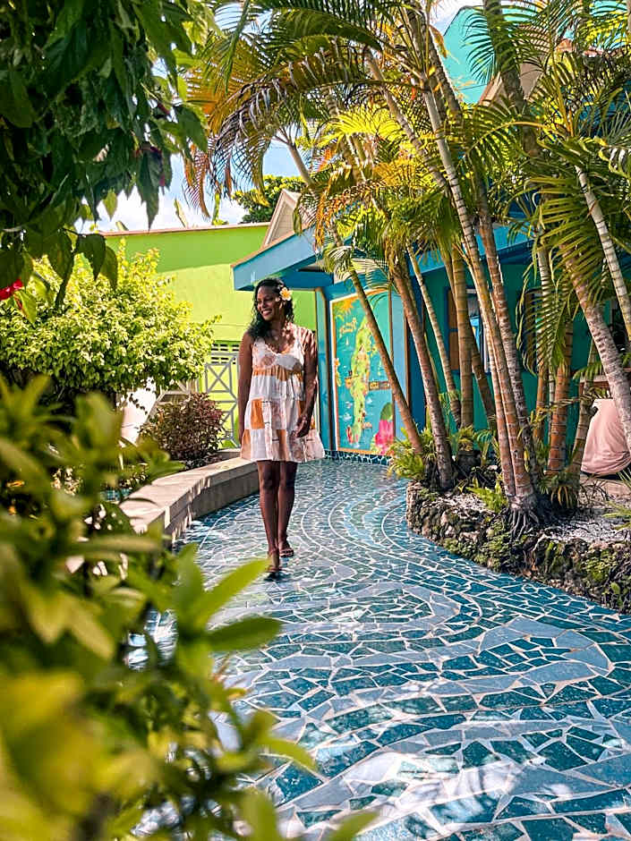 Hotel Cocoplum Beach