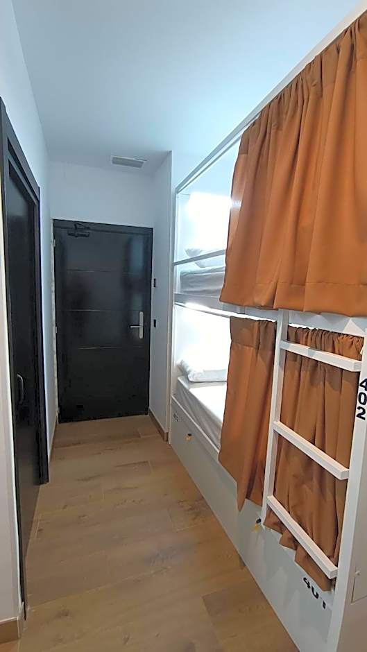 VAD HOSTEL ALICANTE - Youth Hostel age limit 18-49