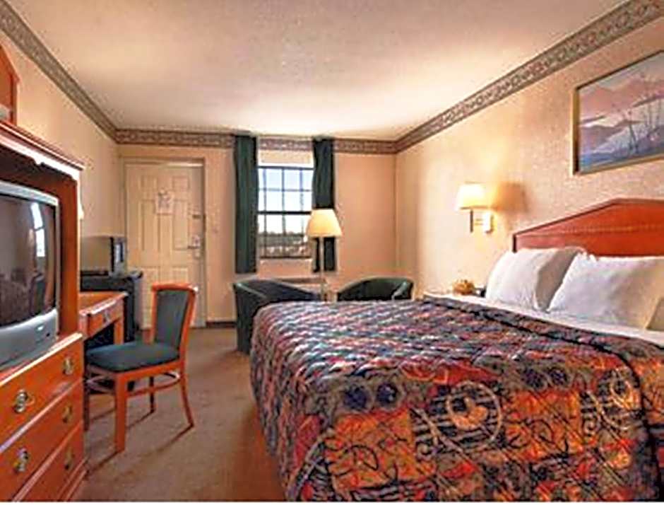 Days Inn by Wyndham Brownsville