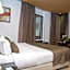 Malak Hotel