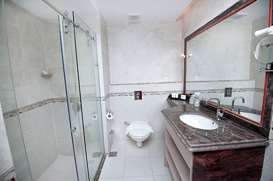 Lamar Azur Hotel