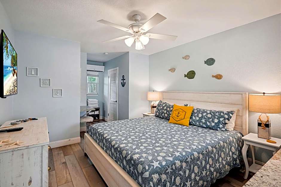Upham Beach Inn - #2 Studio