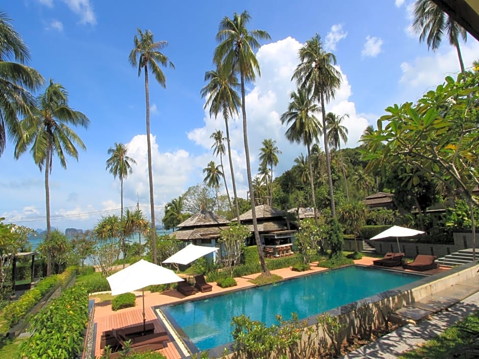 Niramaya Villa & Wellness Resort