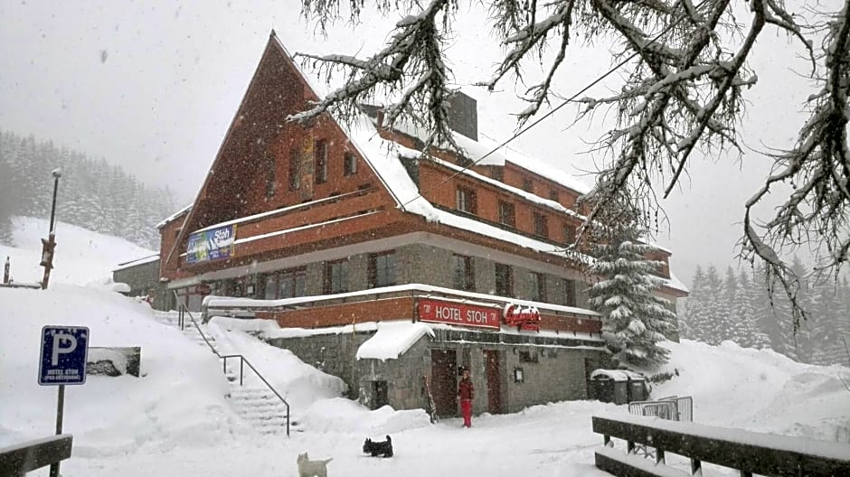 Ski Hotel Stoh