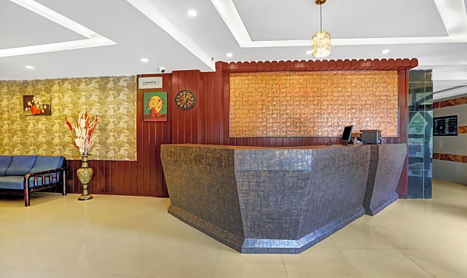 Itsy Hotels Regalia Grand, 500 Mtrs From Madikeri Fort