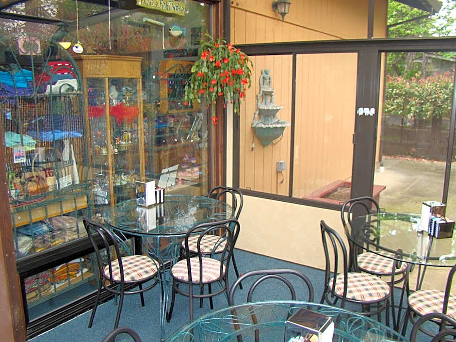 Ponderosa Gardens Motel
