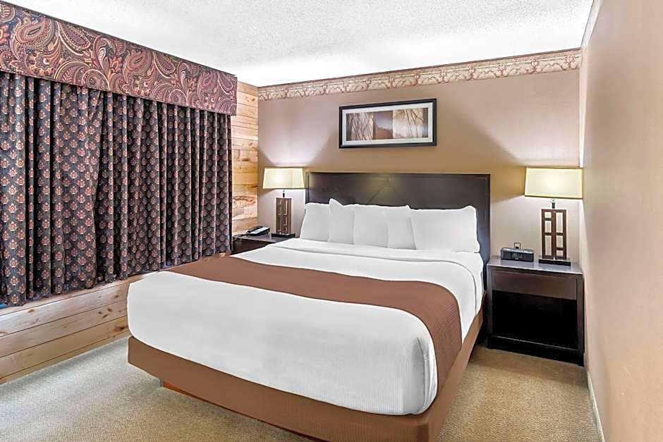 Foto 1 de 5 de 1 King Bed Suite, Hot Tub